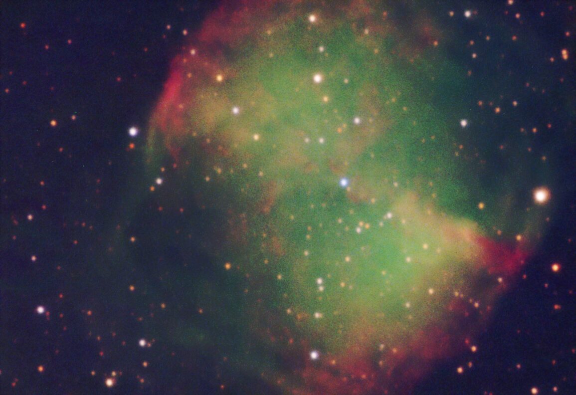 Messier 27 – Dumbbell Nebula